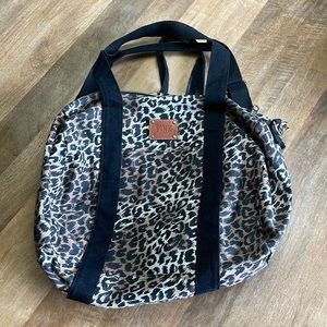 Victoria Secret’s PINK duffle bag